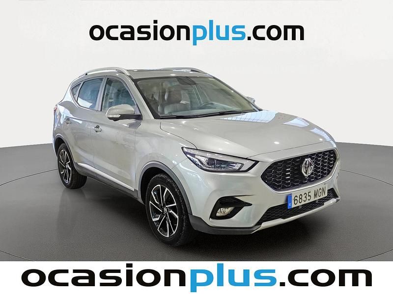 Usado MG ZS Luxury 111 CV (81 kW) 2023 Blanco SUV