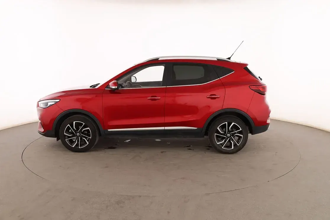 Usado MG ZS Luxury 106 CV (77 kW) 2023 Rojo SUV
