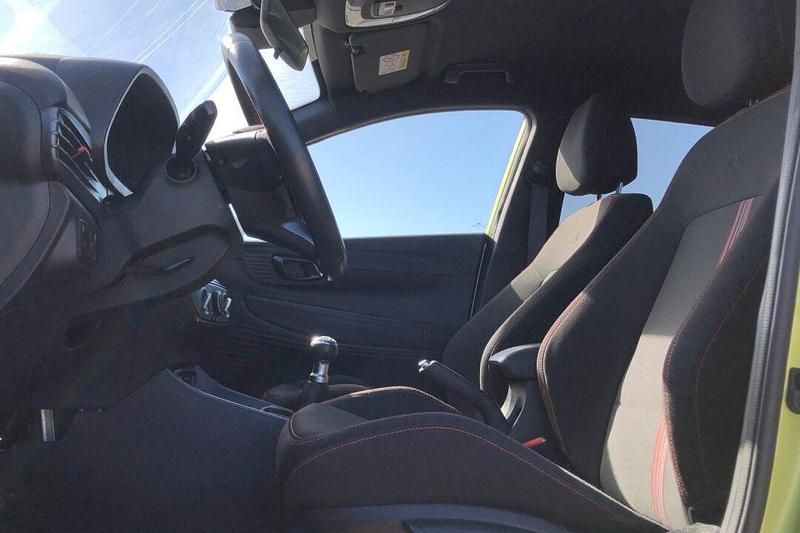 Usado Hyundai i20 N Line 79 CV (58 kW) 2025 Verde Utilitario