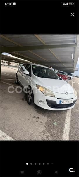 Blanco Usado 2010 Renault Mégane III Dynamique Berlina | 3500 € (Precio justo) - Imagen 1/4