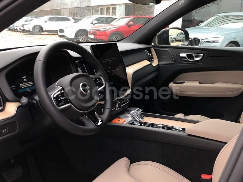 Nuevo Volvo XC60 Plus 250 CV (183 kW) 2025 Azul SUV