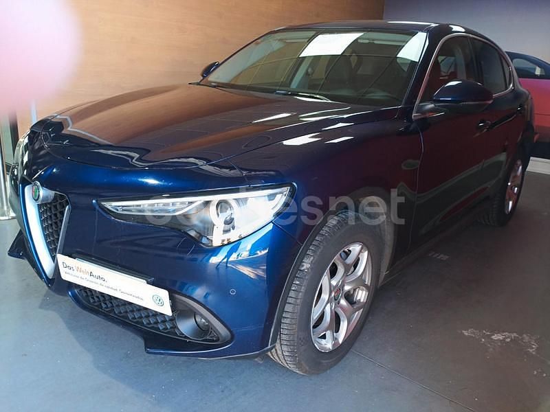Usado Alfa Romeo Stelvio Executive 210 CV (154 kW) 2020 Azul SUV