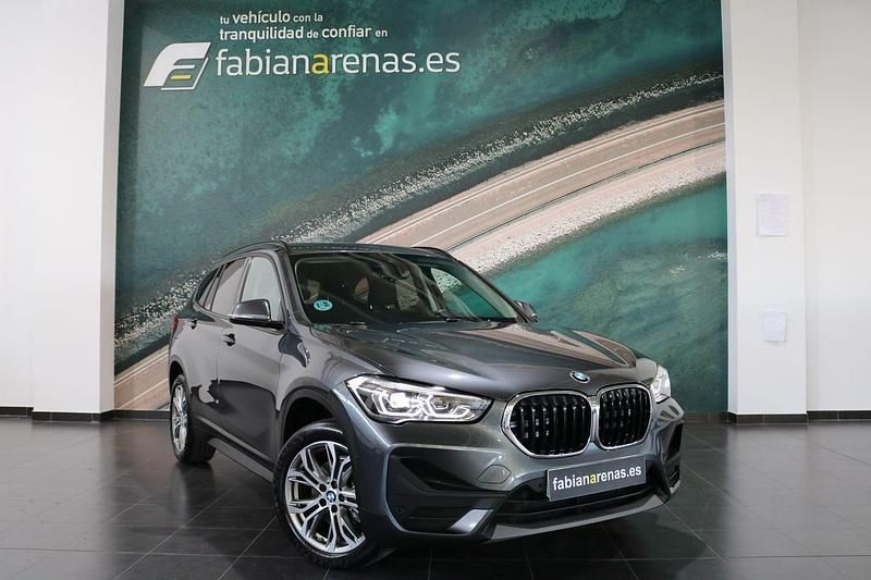 Gris / plata Usado 2021 BMW X1 SUV | 26.900 € (Un poco caro) - Imagen 1/4