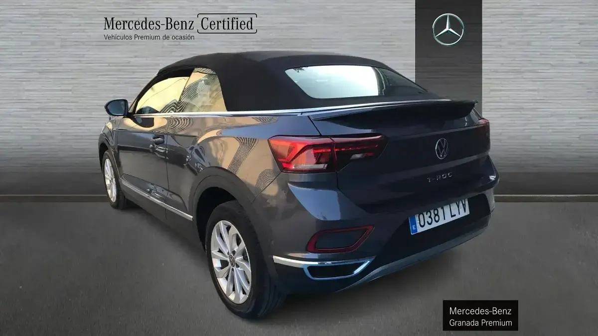 Używany VW T-Roc Cabriolet R-line 150 KM (110 kW) 2022 Niebieski Kabriolet