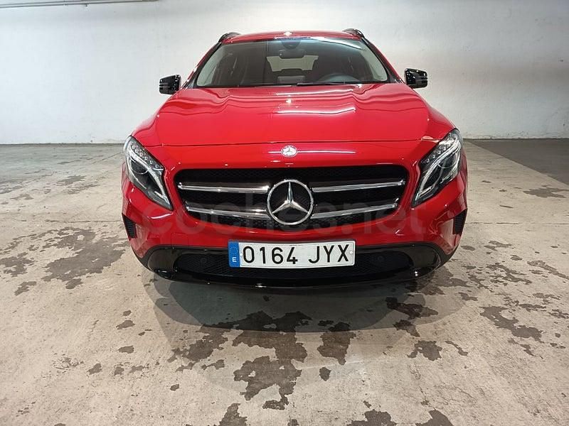 Usado Mercedes GLA200 Urban 136 CV (100 kW) 2017 Rojo SUV