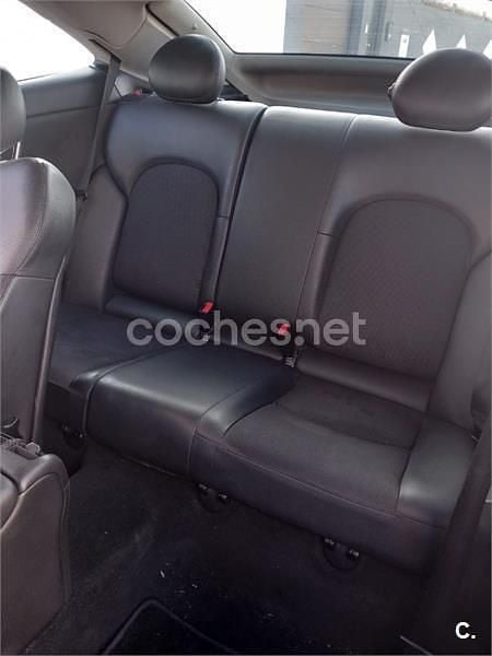 Usado Mercedes CLC200 122 CV (89 kW) 2008 Negro Utilitario