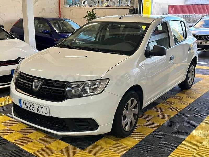 Blanco Usado 2019 Dacia Sandero Essentiel Berlina | 7999 € (Super precio) - Imagen 1/4