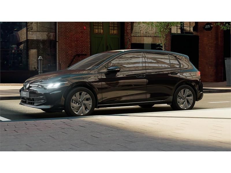 Nuevo VW Golf VIII Match 204 CV (150 kW) 2025 Negro noche Berlina