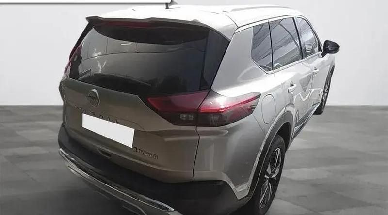 Usado Nissan X-Trail Tekna 204 CV (150 kW) 2024 Champagne silver SUV