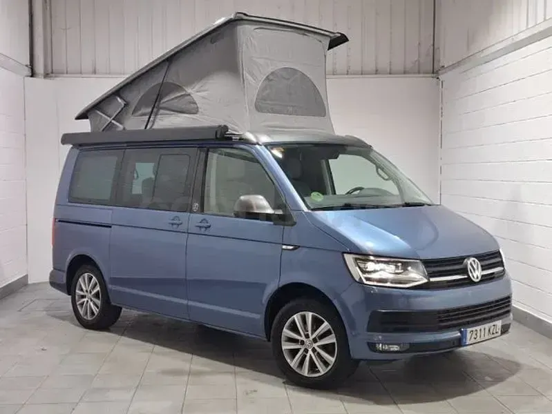 Usado VW California California 150 CV (110 kW) 2019 Azul Van