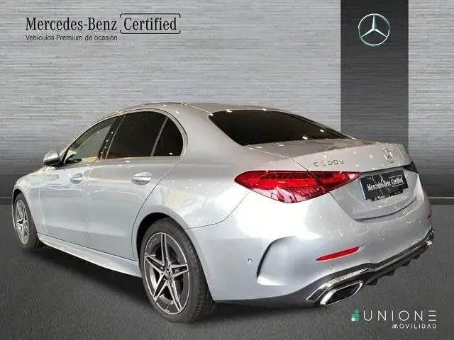 Usado Mercedes C200 163 CV (119 kW) 2023 Plata hightech