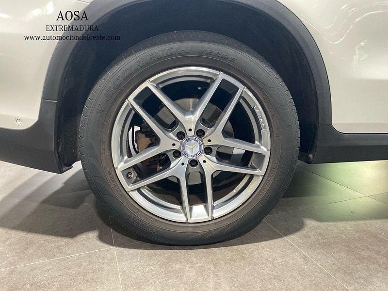 Usado Mercedes GLC250 AMG line 207 CV (152 kW) 2016 Blanco SUV