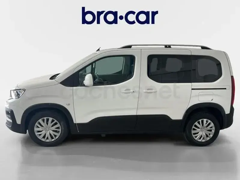 Usado Peugeot Rifter Active 100 CV (73 kW) 2020 Blanco Monovolumen