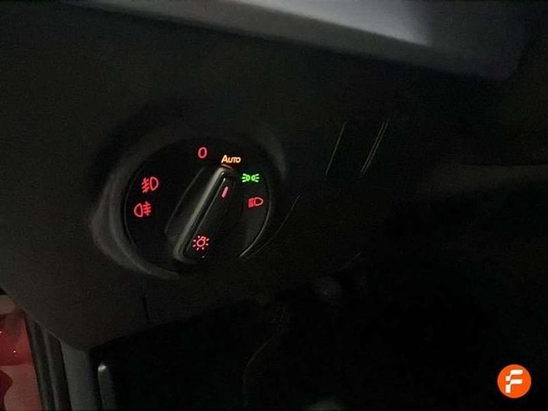 Usado Seat Ibiza FR 116 CV (85 kW) 2022 Rojo Utilitario