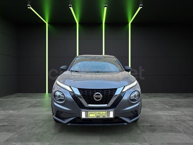 Usado Nissan Juke N-Connecta 114 CV (83 kW) 2021 Gris / plata SUV