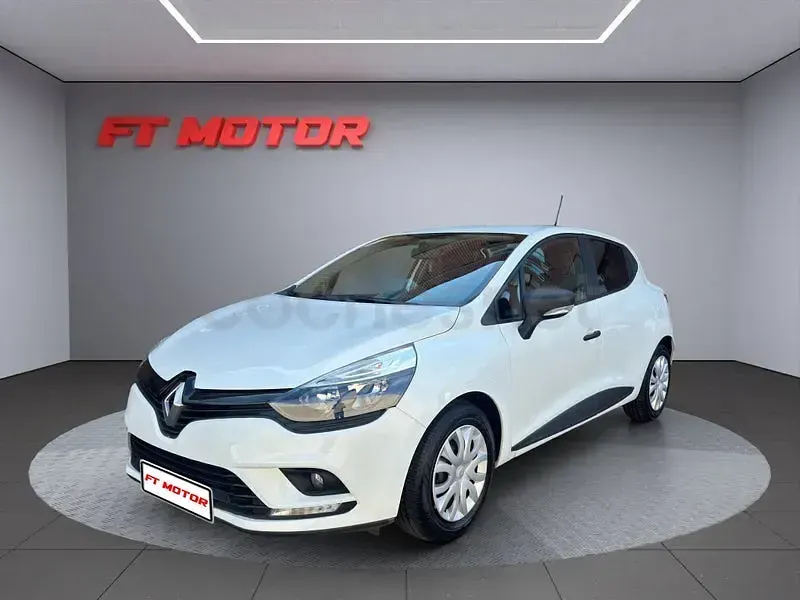 Usado Renault Clio IV Business 75 CV (55 kW) 2018 Blanco Berlina