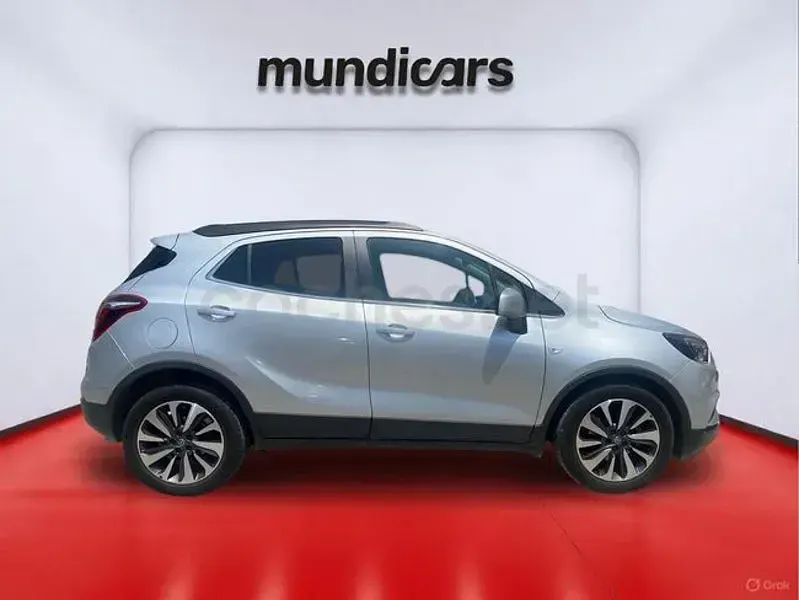 Usado Opel Mokka X Innovation 140 CV (102 kW) 2019 Gris / plata SUV