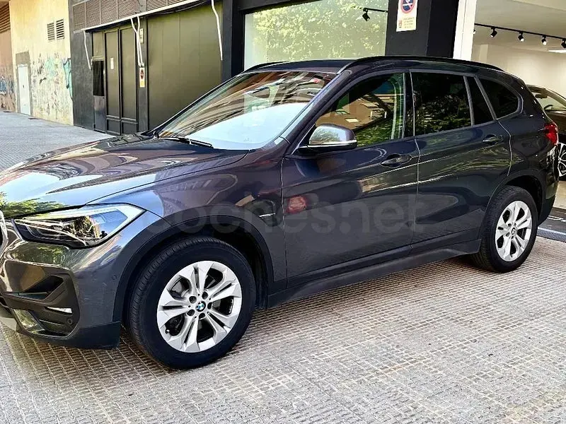 Usado BMW X1 150 CV (110 kW) 2021 Gris / plata SUV