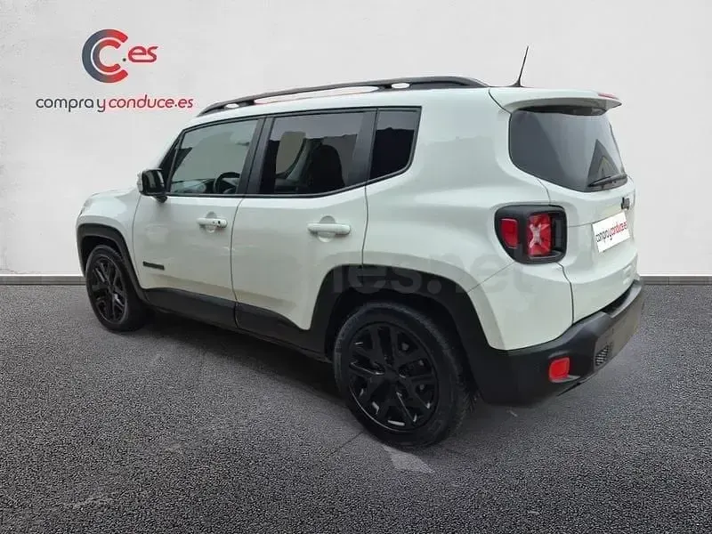 Usado Jeep Renegade Night Eagle 150 CV (110 kW) 2019 Blanco SUV