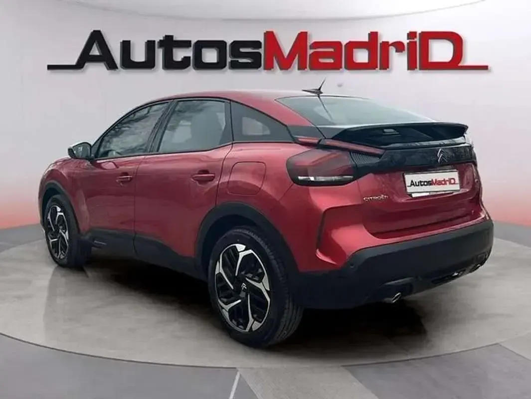 Usado Citroën C4 Feel 131 CV (96 kW) 2022 Rojo Utilitario