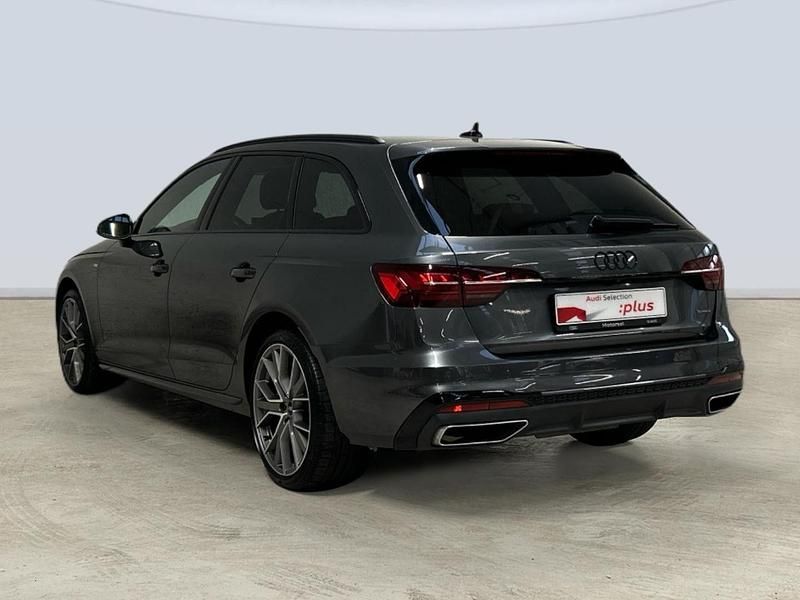 Usado Audi A4 Premium 265 CV (194 kW) 2022 Gris Familiar