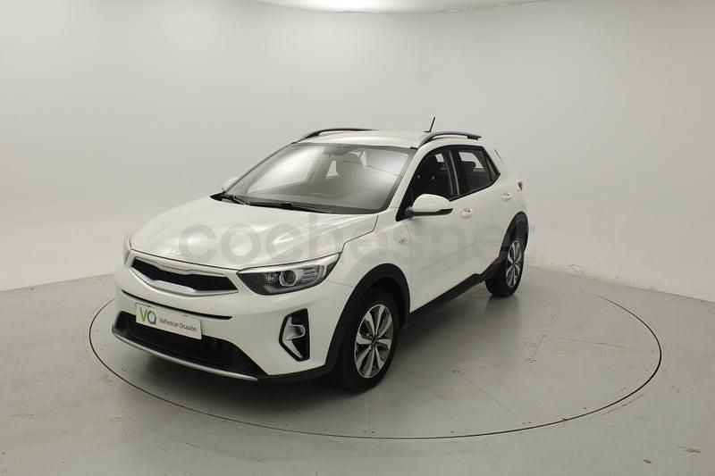 Usado Kia Stonic 100 CV (73 kW) 2023 Blanco SUV