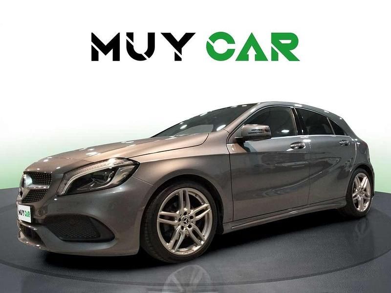 Usado Mercedes A200 136 CV (100 kW) 2018 Gris Utilitario