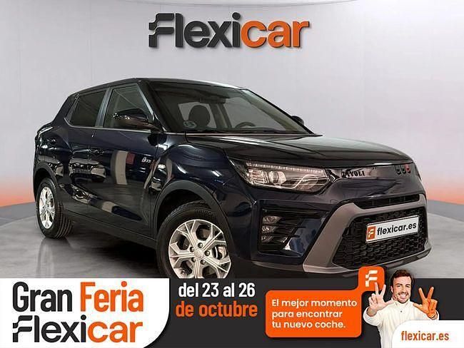 Azul Usado 2024 Ssangyong (KGM) Tivoli Limited SUV | 19.970 € - Imagen 1/4