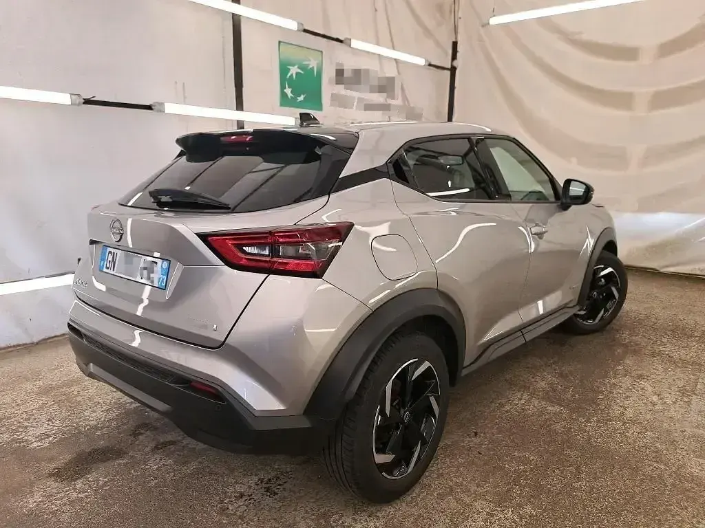 Usado Nissan Juke N-Connecta 145 CV (106 kW) 2023 Gris SUV