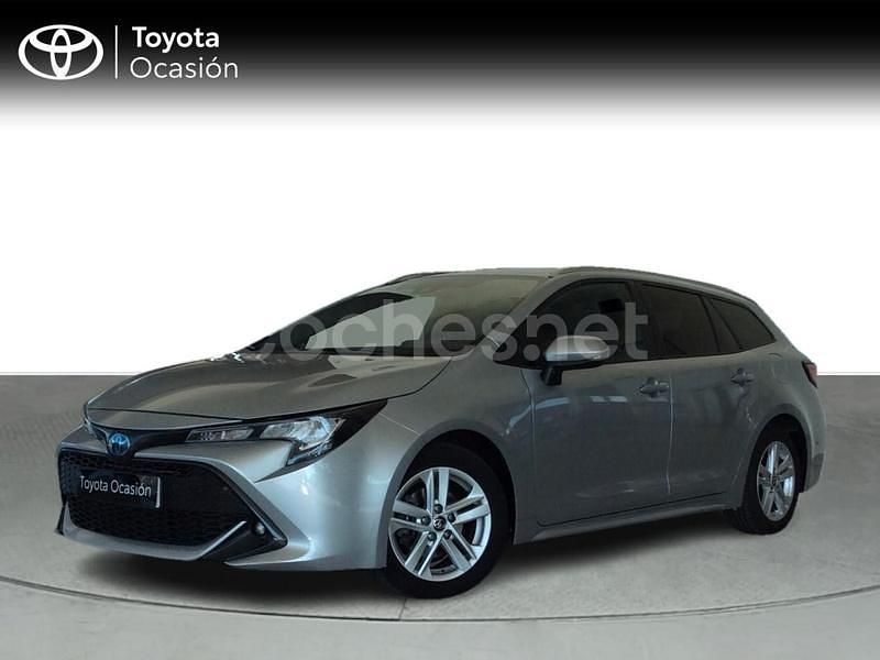 Gris / plata Usado 2022 Toyota Corolla Active Familiar | 19.900 € (Un poco caro) - Imagen 1/4