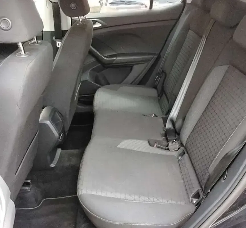Usado VW T-Cross Advance 110 CV (80 kW) 2022 Negro SUV