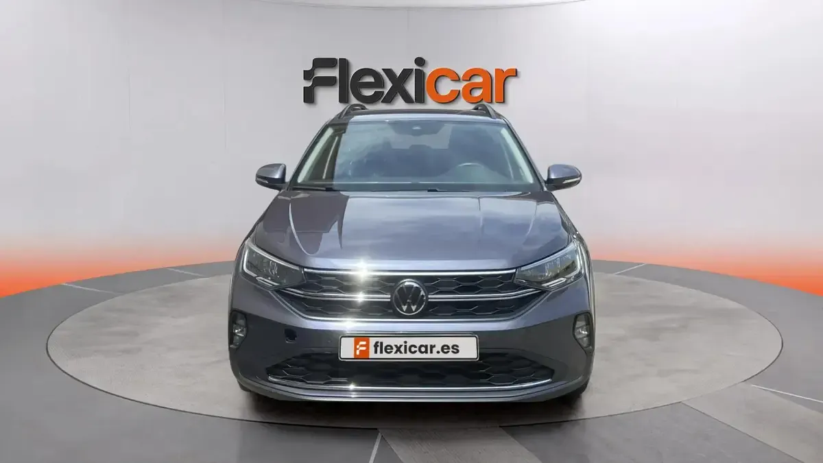 Usado VW Taigo 95 CV (69 kW) 2025 Gris SUV