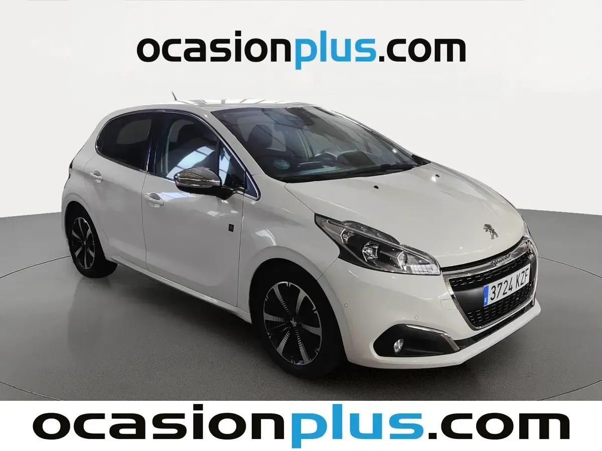 Usado Peugeot 208 99 CV (72 kW) 2019 Blanco Utilitario