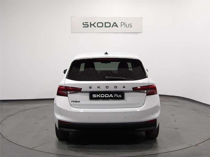 Usado Skoda Fabia Selection 116 CV (85 kW) 2025 Utilitario