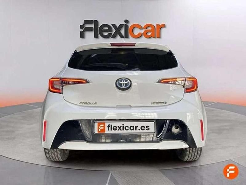 Käytetty Toyota Corolla Active 122 HP (89 kW) 2020 Valkoinen Viistoperä