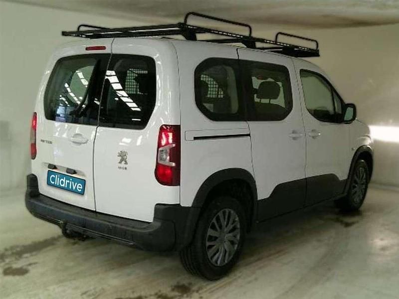 Usado Peugeot Rifter Business-Line 102 CV (75 kW) 2023 Blanco Monovolumen