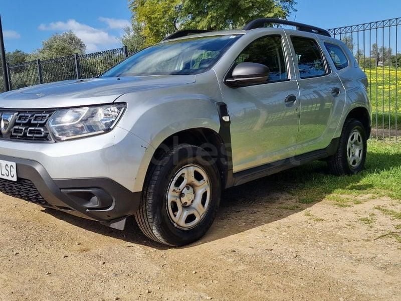 Usado Dacia Duster Comfort 115 CV (84 kW) 2021 Gris / plata SUV
