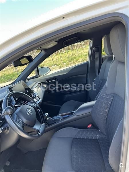 Usado Toyota C-HR Advance 122 CV (89 kW) 2020 Blanco SUV