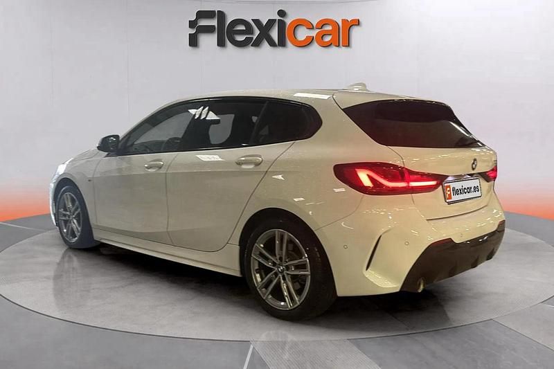 Usado BMW 118 140 CV (102 kW) 2021 Blanco Utilitario