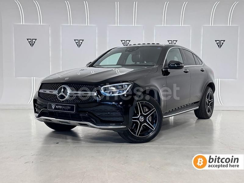 Negro Usado 2021 Mercedes GLC300e Coupe | 43.900 € (Un poco caro) - Imagen 1/4