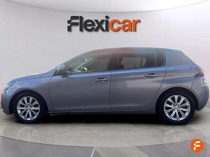 Usado Peugeot 308 Style 131 CV (96 kW) 2020 Gris Berlina