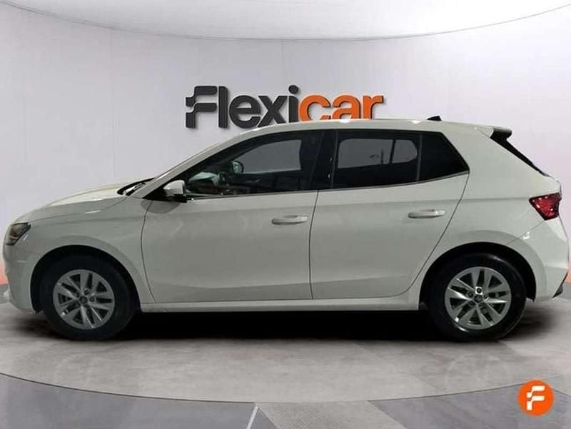 Usado Skoda Fabia 95 CV (69 kW) 2025 Blanco Utilitario