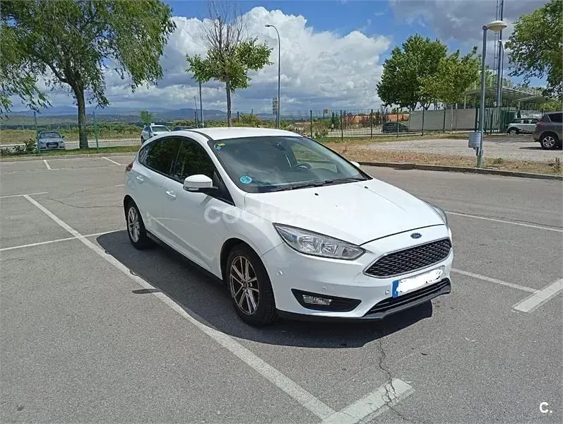 Usado Ford Focus Business Edition 120 HP (88 kW) 2016 Branco Sedan