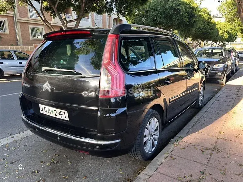 Usado Citroën Grand C4 Picasso Exclusive 136 CV (100 kW) 2009 Negro Monovolumen