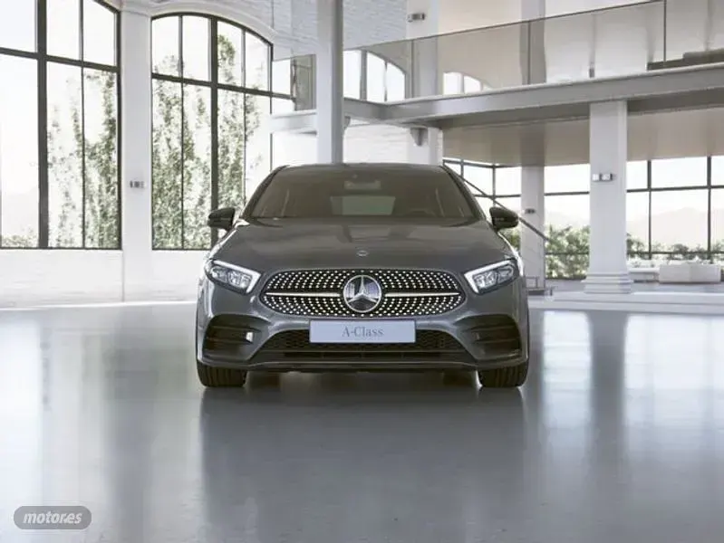 Usado Mercedes A250 218 CV (160 kW) 2021 Gris Berlina