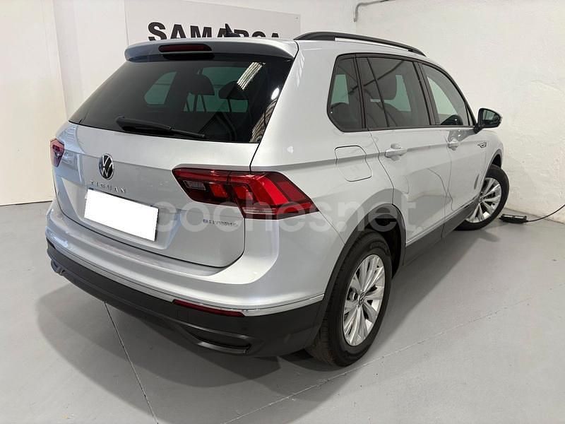 Usado VW Tiguan Life 245 CV (180 kW) 2022 Gris / plata SUV