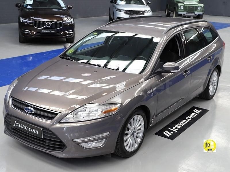 Gris Usado 2013 Ford Mondeo Limited Familiar | 8860 € (Un poco caro) - Imagen 1/4