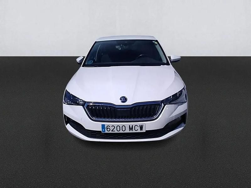 Usado Skoda Scala Ambition 110 HP (80 kW) 2022 Branco Citadino