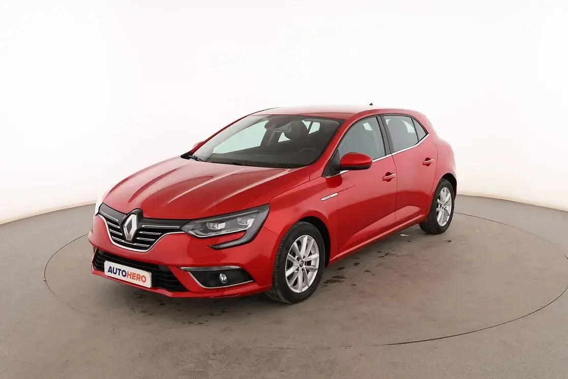 Usado Renault Mégane III Zen 132 CV (97 kW) 2016 Berlina