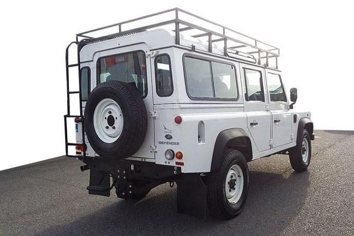 Usado Land Rover Defender 122 CV (89 kW) 2016 Familiar